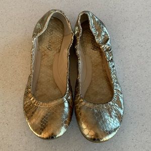 NWOB! Boutique 9 Gold Texture Ballet Flat